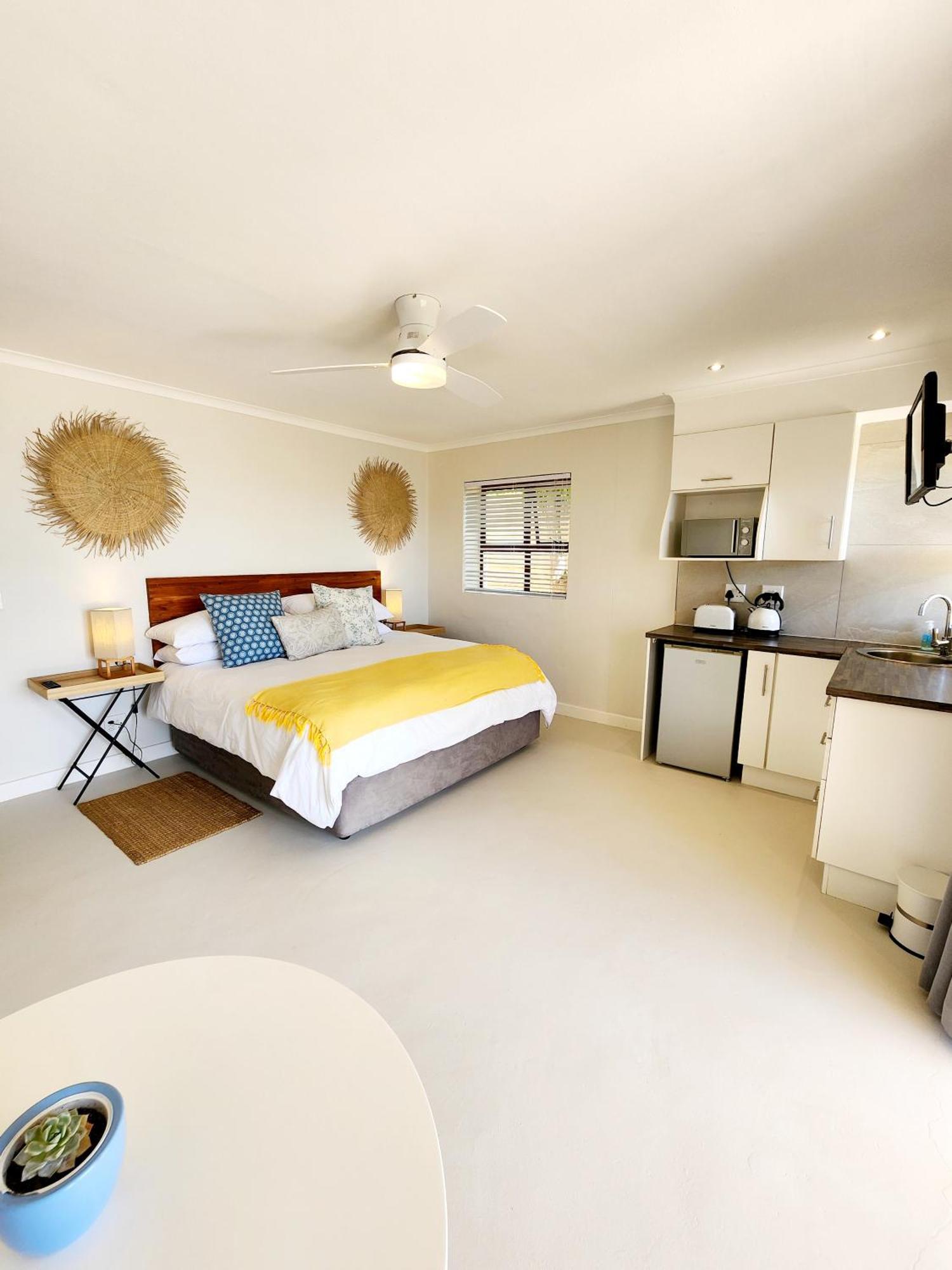 The Tides Simonʼs Town Exterior foto