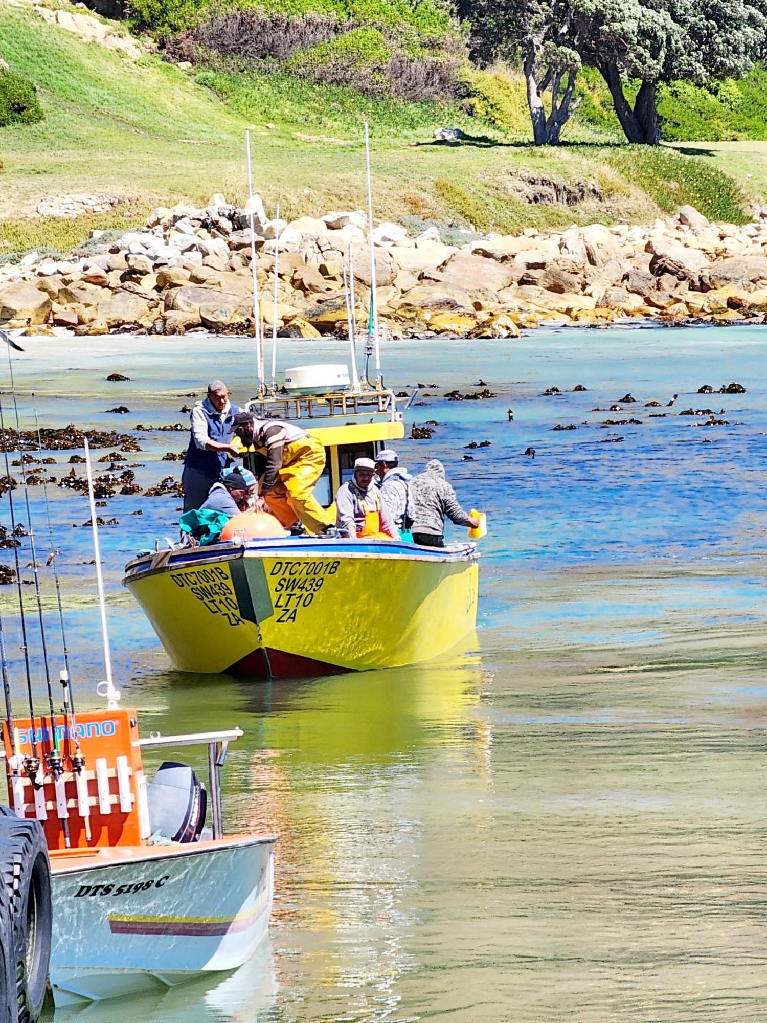 The Tides Simonʼs Town Exterior foto